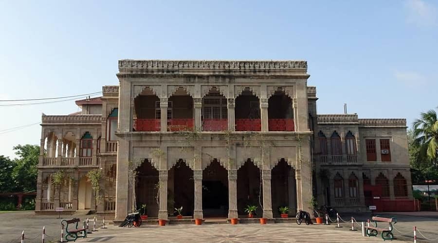 Nilambagh Palace, Bhavnagar