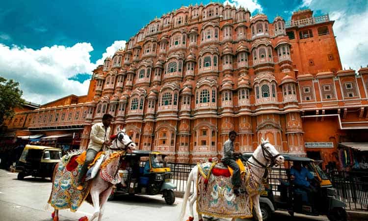 A Trip to the Pink City – Best Time to Visit & How to Reach