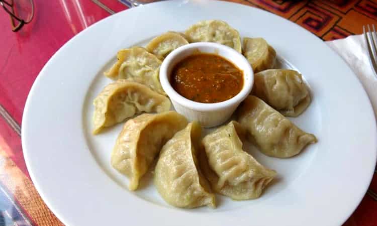 Momos