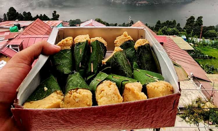 List of 11 Traditional Sweets of Uttarakhand