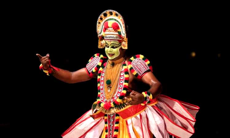 Ottamthullal Dance Kerala