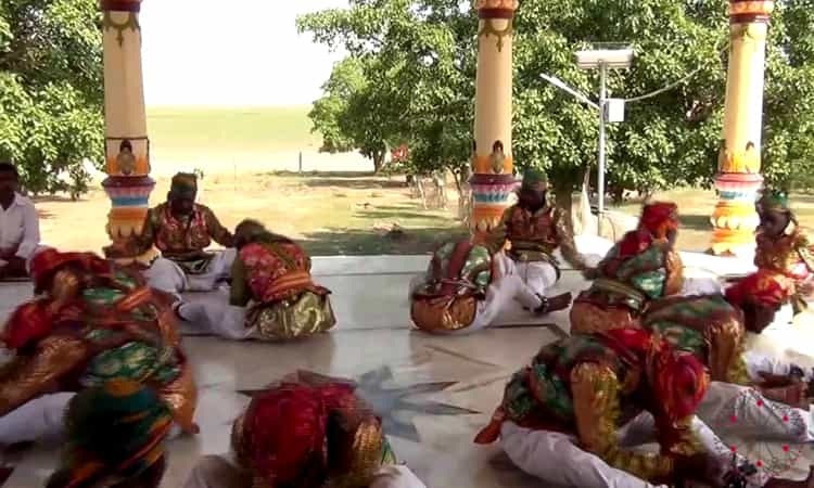 Padhar Dance