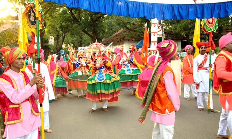 Shigmo Dance